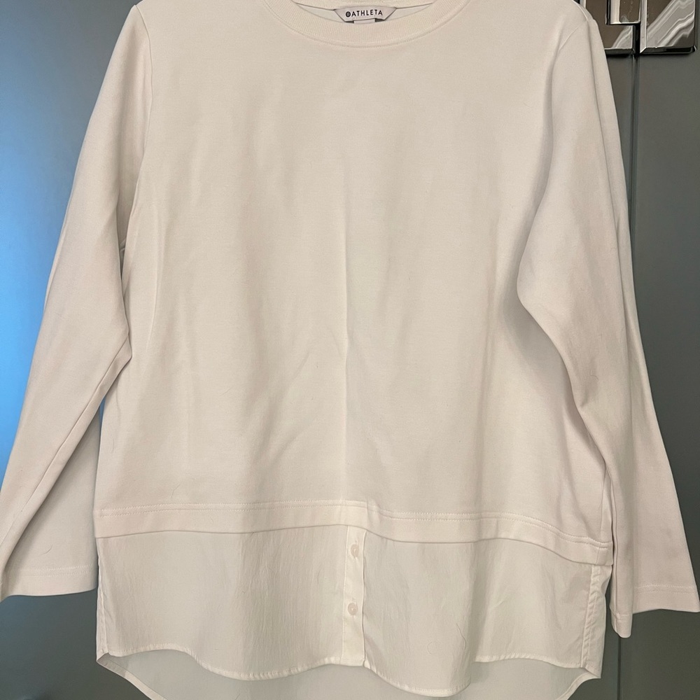 Athleta white top